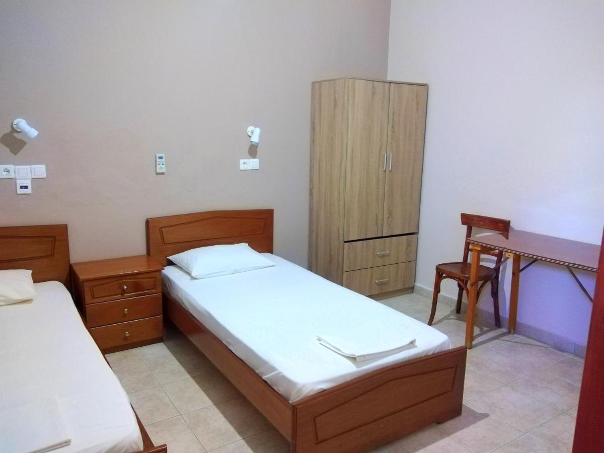Rooms-Studio Anagnostou Loutra Aidhipsou Exteriör bild