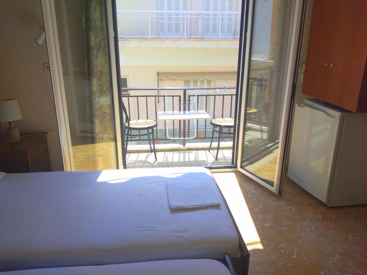 Rooms-Studio Anagnostou Loutra Aidhipsou Exteriör bild